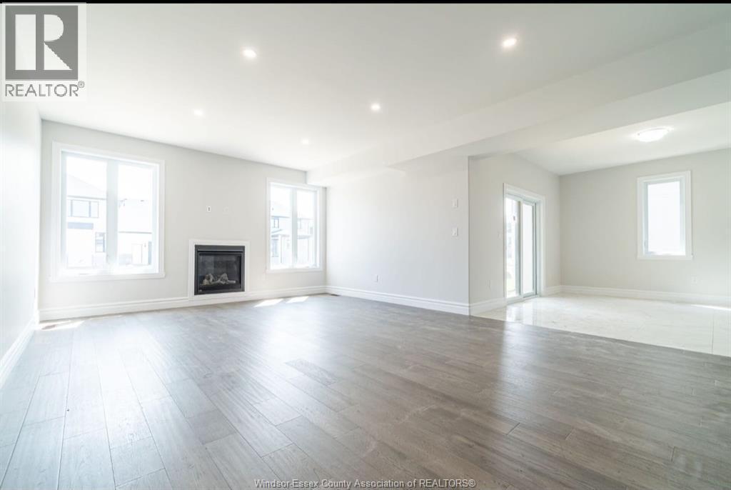 5-bedroom Single Family at 189 Whelan Drive, Amherstburg — photograph 3