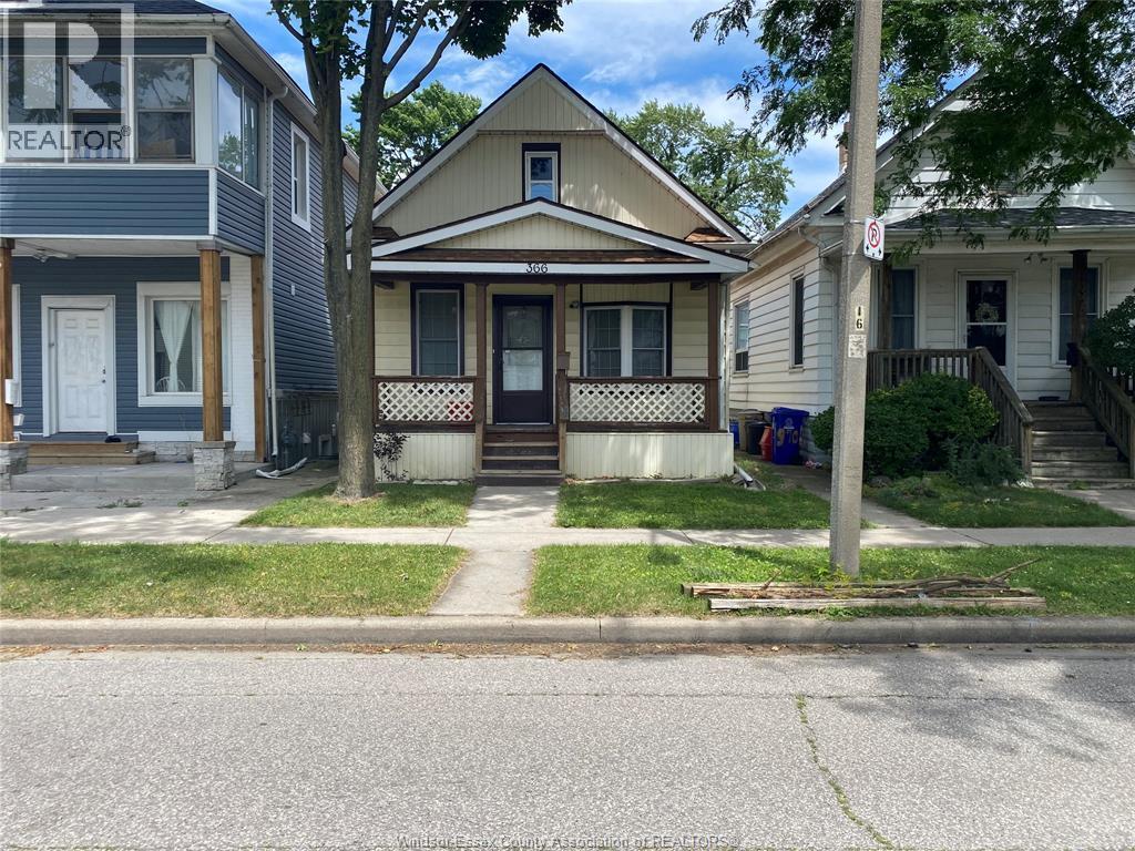 2-bedroom Single Family at 366 Bridge, Windsor — primary photograph