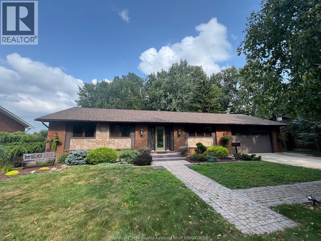 3-bedroom Single Family at 6660 Disputed, LaSalle — primary photograph