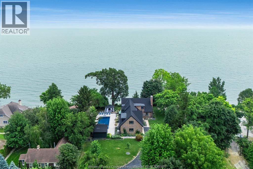 5-bedroom Single Family at 24 Bayshore, Leamington — primary photograph