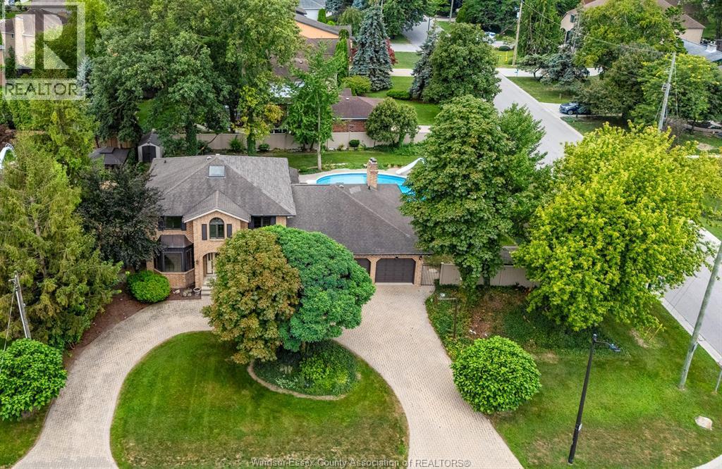 4-bedroom Single Family at 267 Elmgrove Drive, Lakeshore — primary photograph