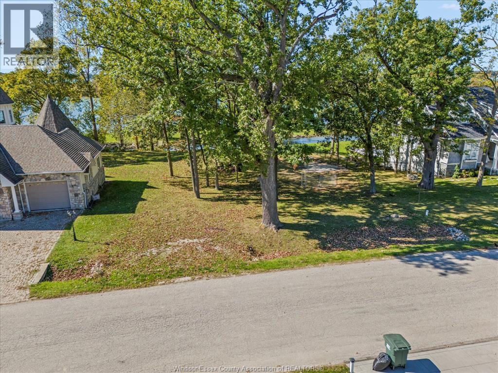Vacant Land at 290 Crystal Bay Drive, Amherstburg — photograph 2