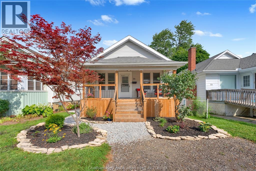 3-bedroom Single Family at 71 Forest Street, Chatham — photograph 3