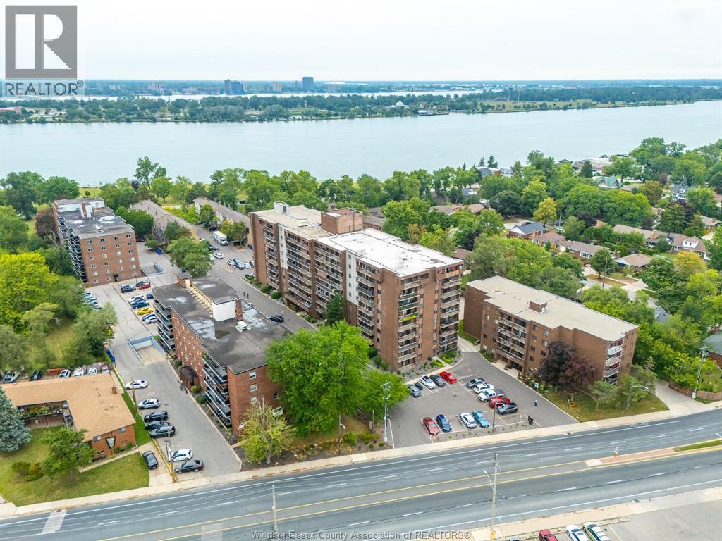 2-bedroom Single Family at 3936 Wyandotte Street #805, Windsor — primary photograph
