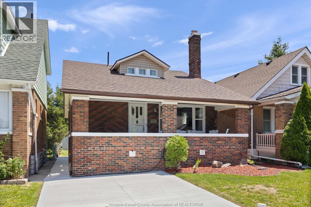 Single Family — 1422 Elsmere Avenue, Windsor, Ontario