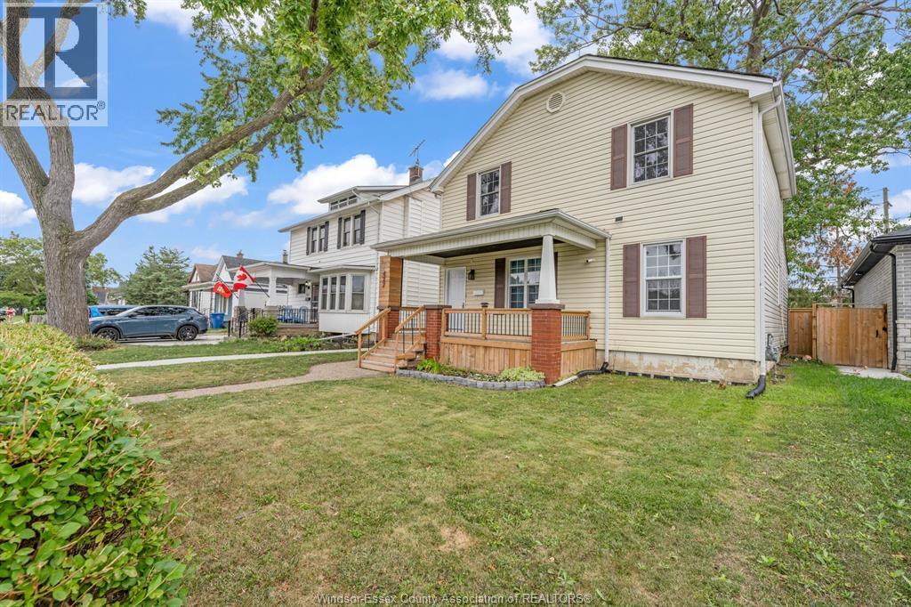 Single Family — 427 Cameron, Windsor, Ontario