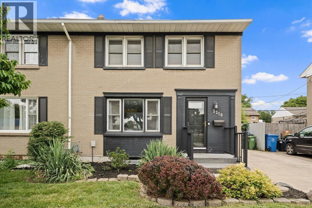 Single Family — 2258 Tecumseh Road, Windsor, Ontario