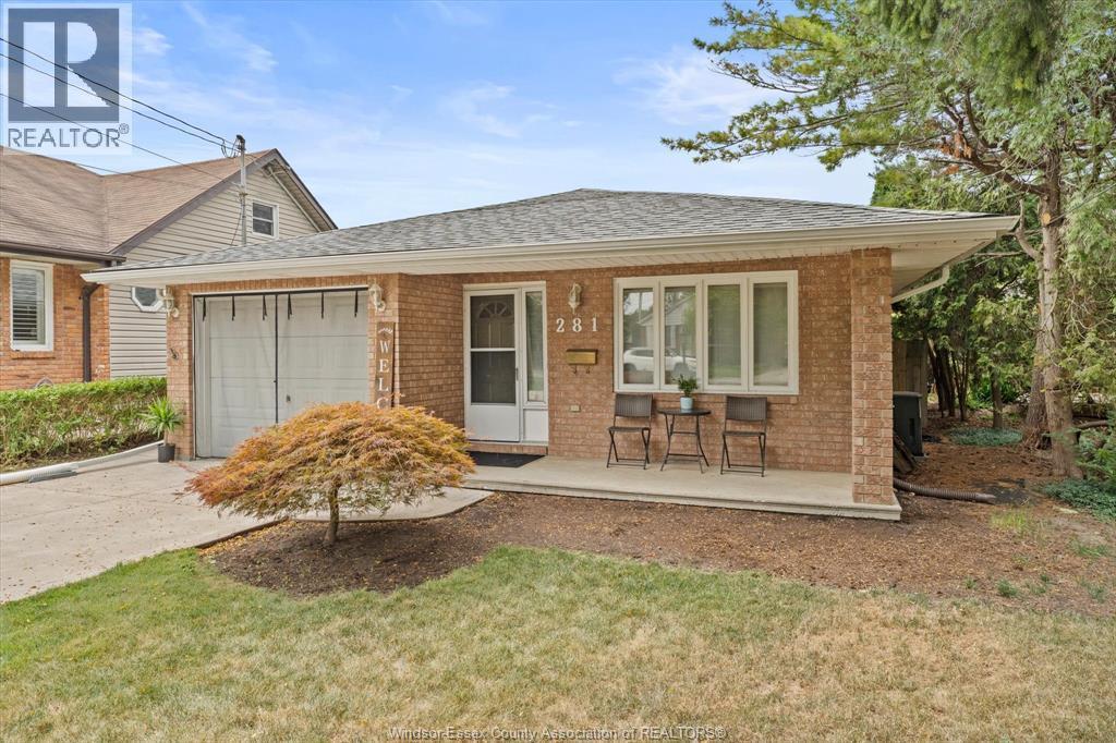 3-bedroom Single Family at 281 St Paul Avenue, Windsor — primary photograph
