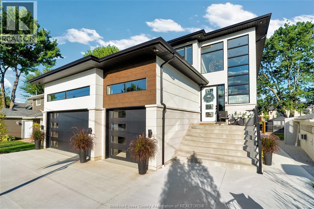 3-bedroom Single Family at 180 Mill Street, Lakeshore — primary photograph