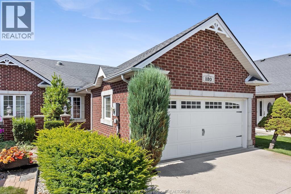 3-bedroom Single Family at 120 Kimball Drive, Essex — photograph 2