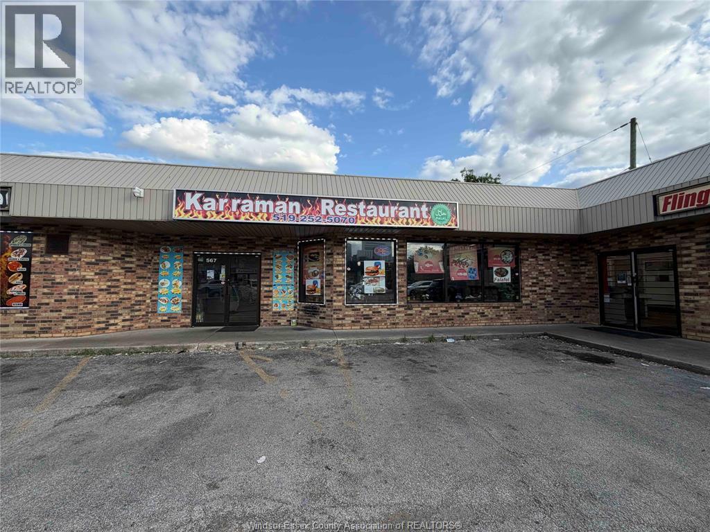 Business at 567 Wyandotte Street, Windsor — photograph 2