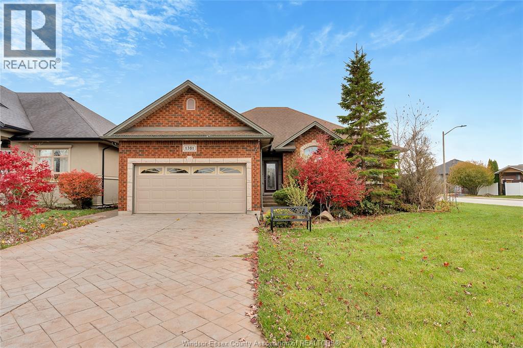Single Family — 1381 Emma Street, Lakeshore, Ontario