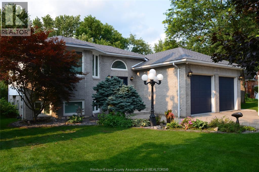 Single Family — 1270 Woodmount Crescent, LaSalle, Ontario