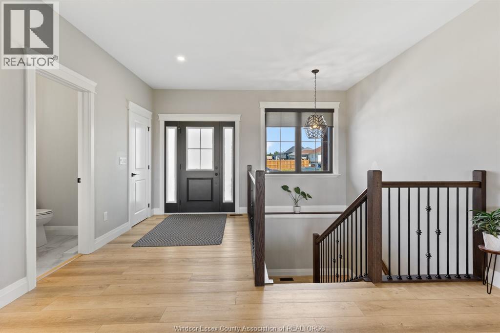 3-bedroom Single Family at 4422 Belmont, Lakeshore — photograph 3