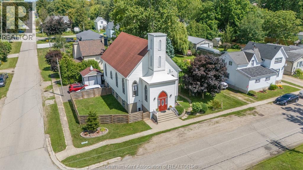 4-bedroom Single Family at 203 McIntyre Street, Dutton — primary photograph