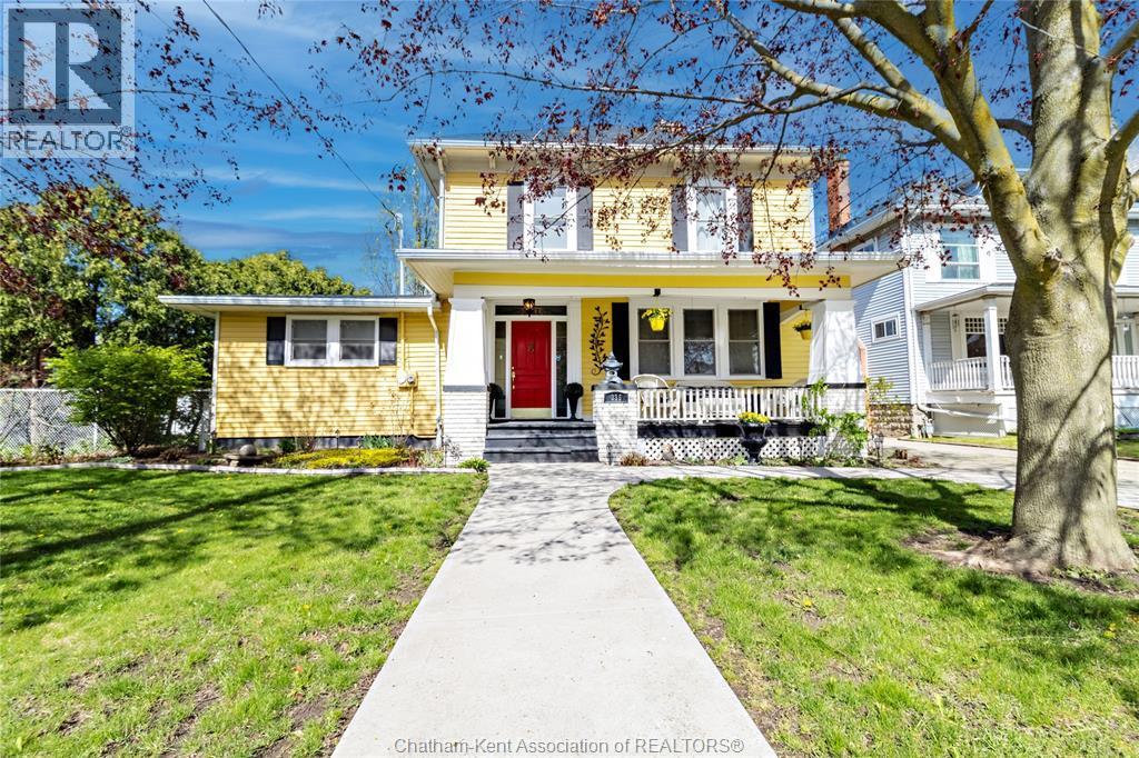 Single Family — 335 Wellington Street, Chatham, Ontario
