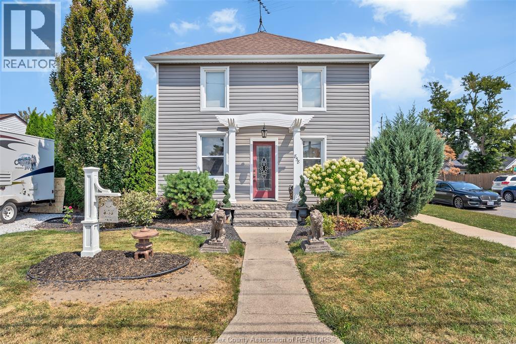 Single Family — 858 Lesperance, Tecumseh, Ontario