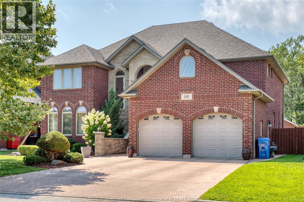 Single Family — 201 Ellison, Leamington, Ontario