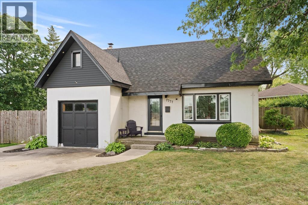 Single Family — 7777 Cedarview, Windsor, Ontario
