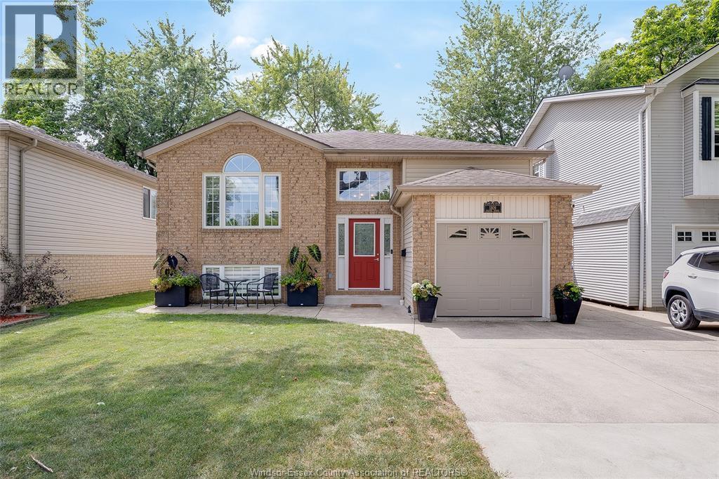 Single Family — 1309 Ellrose, Windsor, Ontario