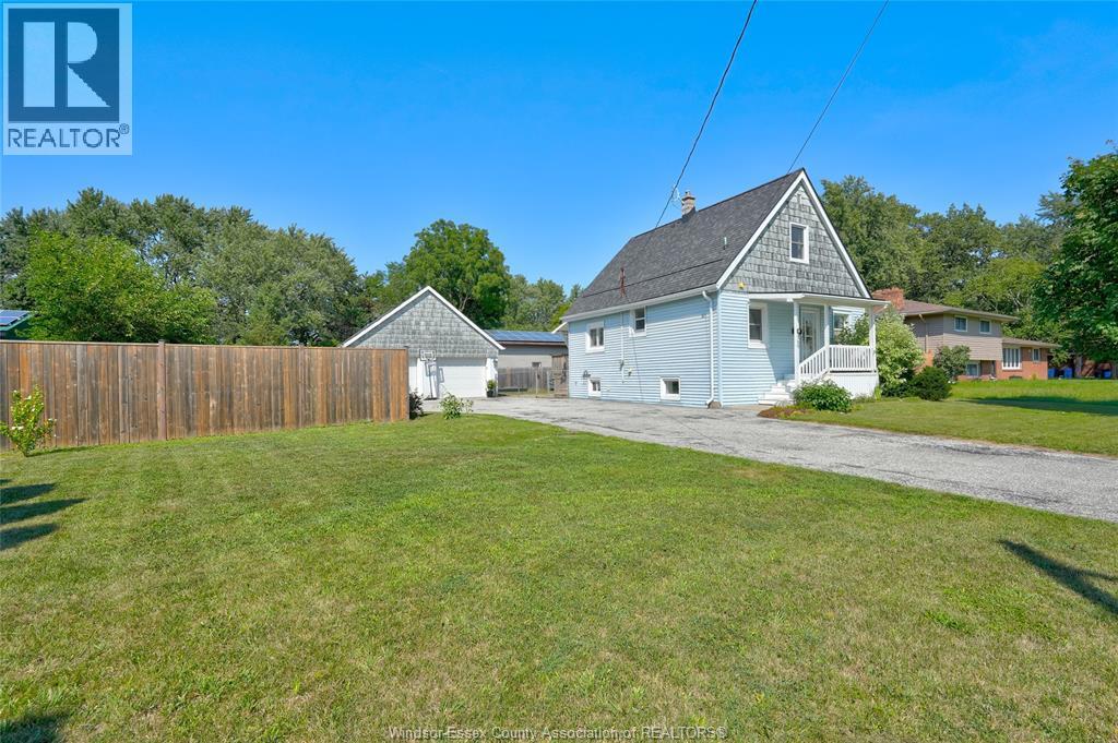 3-bedroom Single Family at 360 Highway 18, LaSalle — photograph 3