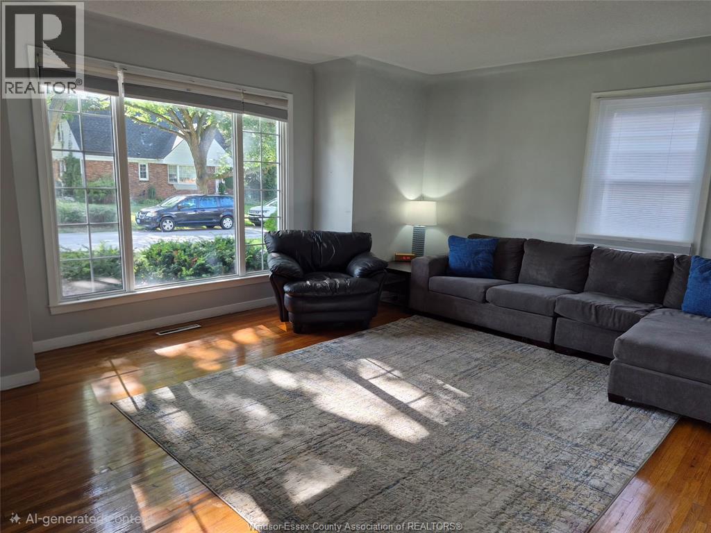 3-bedroom Single Family at 3070 Church Street, Windsor — photograph 3
