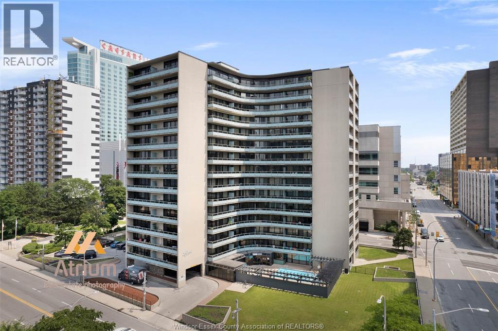 1-bedroom Single Family at 111 Riverside Drive #1412, Windsor — primary photograph