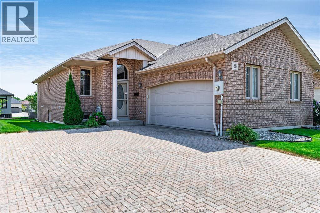 3-bedroom Single Family at 88 Theresa Trail, Leamington — primary photograph