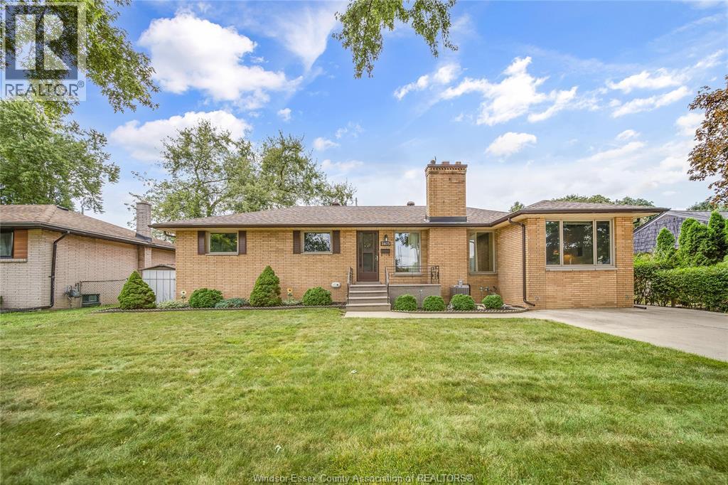 Single Family — 2675 Mark Avenue, Windsor, Ontario