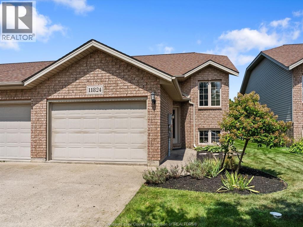 3-bedroom Single Family at 11824 Boulder Crescent, Windsor — primary photograph
