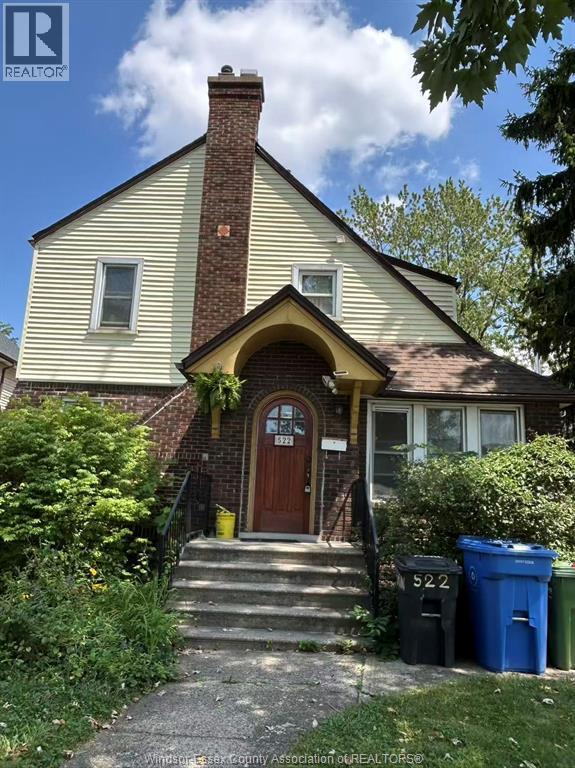 6-bedroom Single Family at 522 Askin, Windsor — primary photograph
