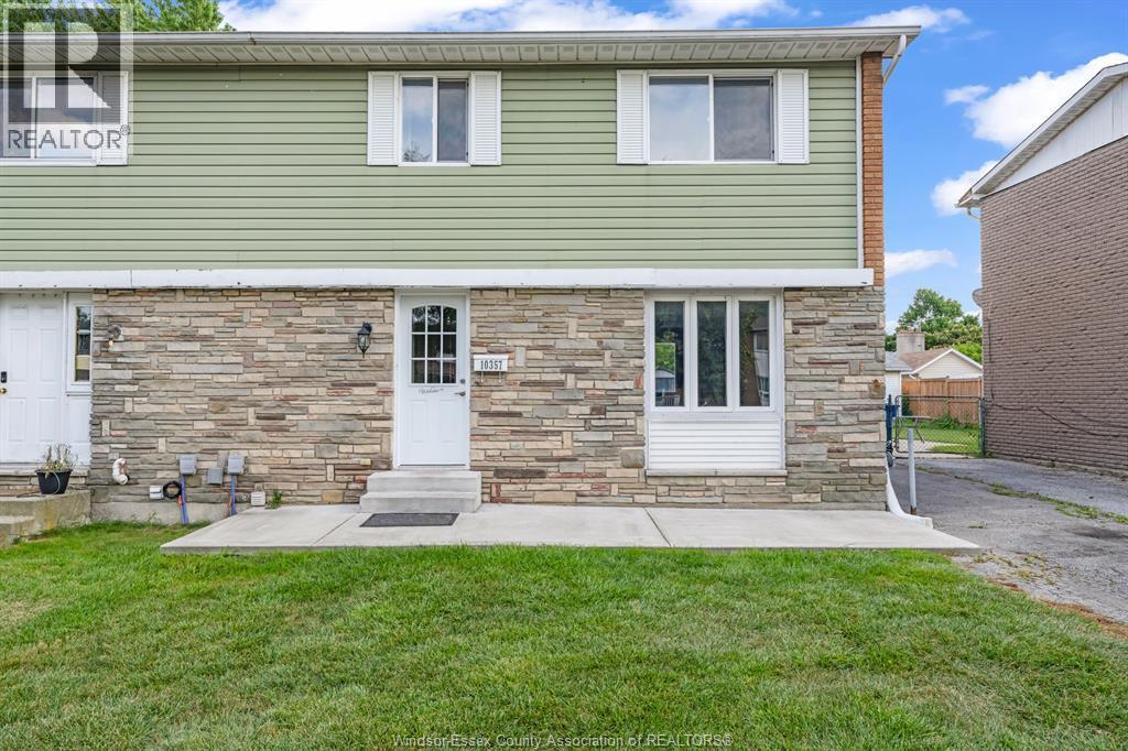 3-bedroom Single Family at 10357 Shenandoah, Windsor — primary photograph