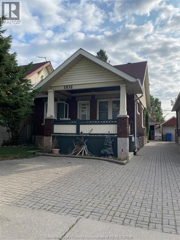 1-bedroom Single Family at 1532 Dufferin Avenue, Windsor — primary photograph