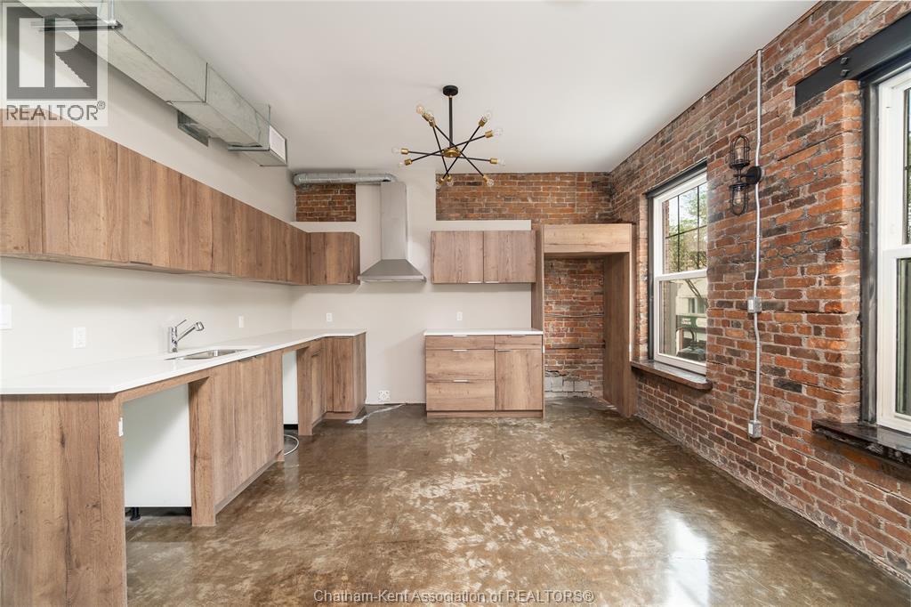 1-bedroom Single Family at 140 King Street #201, Chatham — photograph 3