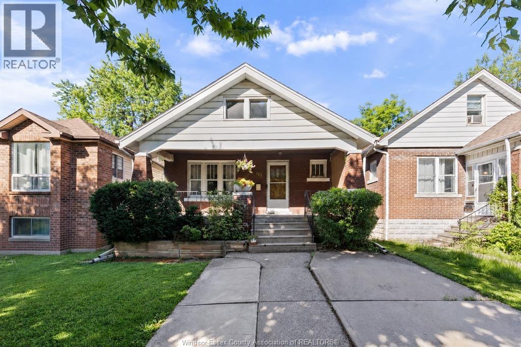 Single Family — 703 Randolph, Windsor, Ontario