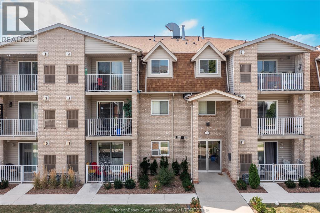 2-bedroom Single Family at 1323 Langlois Avenue #204, Windsor — primary photograph