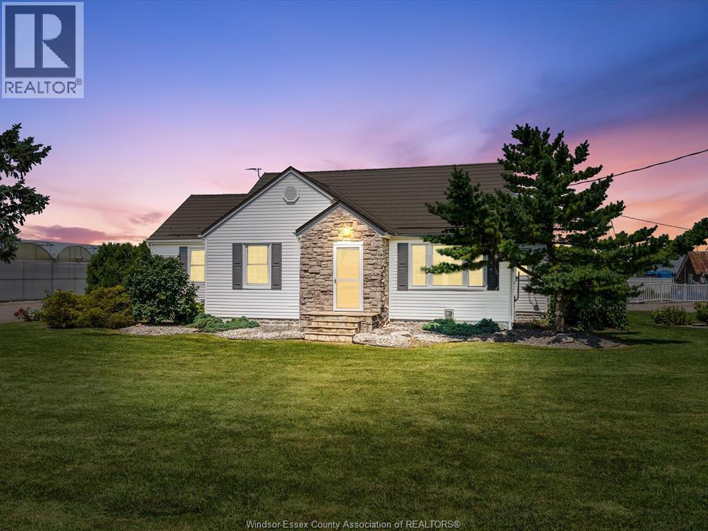 5-bedroom Single Family at 343 County Rd 14, Cottam — primary photograph