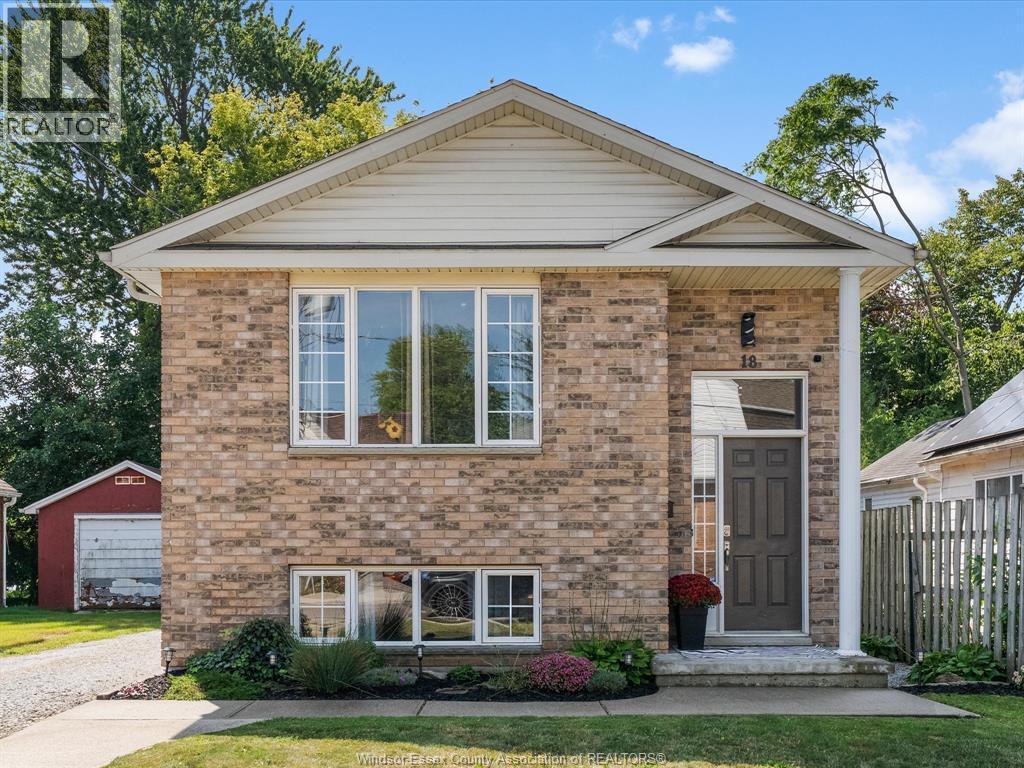 4-bedroom Single Family at 18 Kirk, Chatham — primary photograph