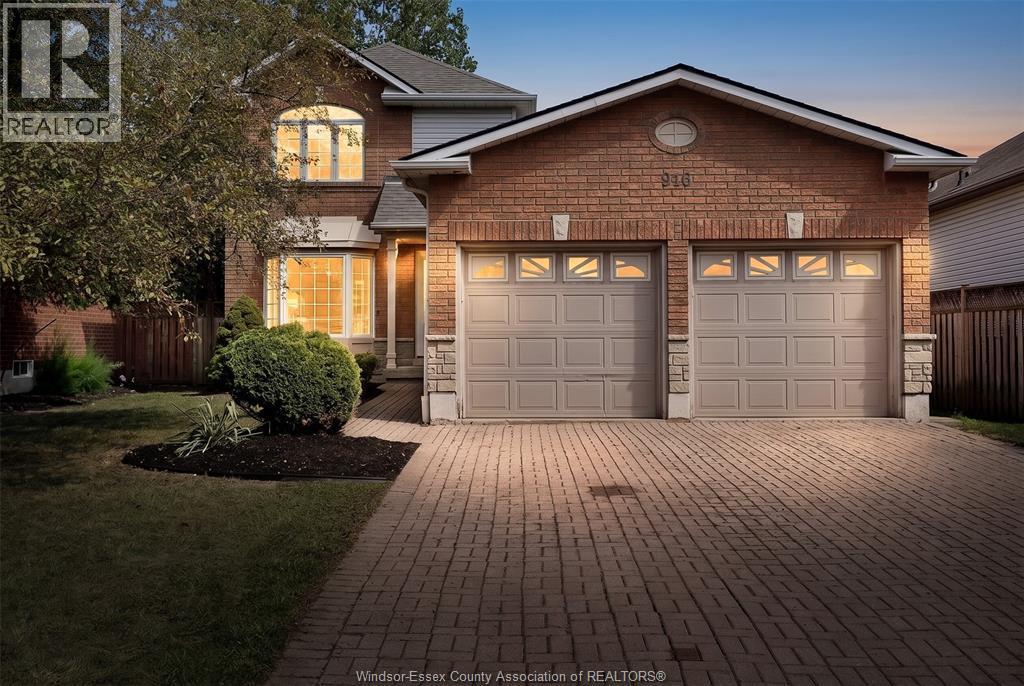 4-bedroom Single Family at 916 Lemonwood, Windsor — primary photograph