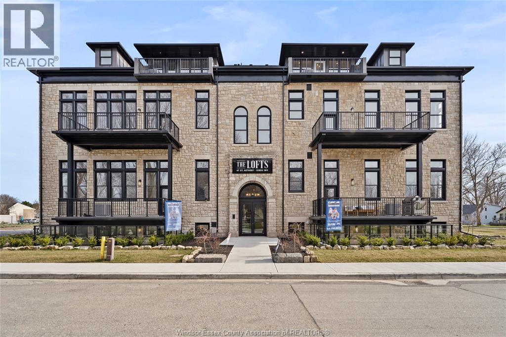 1-bedroom Single Family at 247 Brock Street #404, Amherstburg — primary photograph