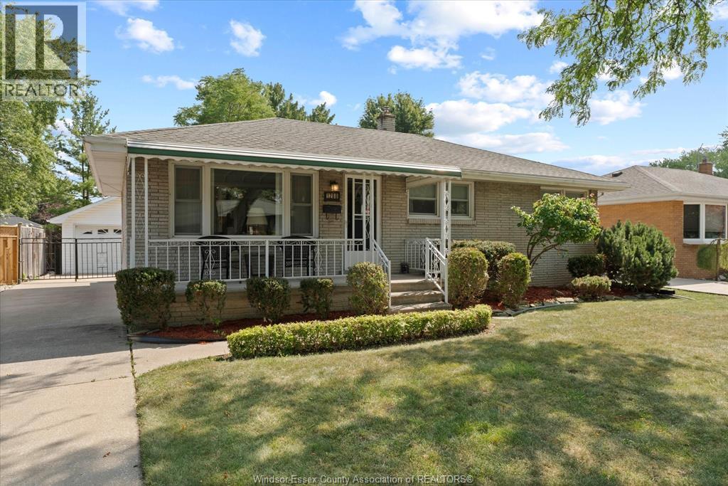 Single Family — 1280 Parkview Avenue, Windsor, Ontario