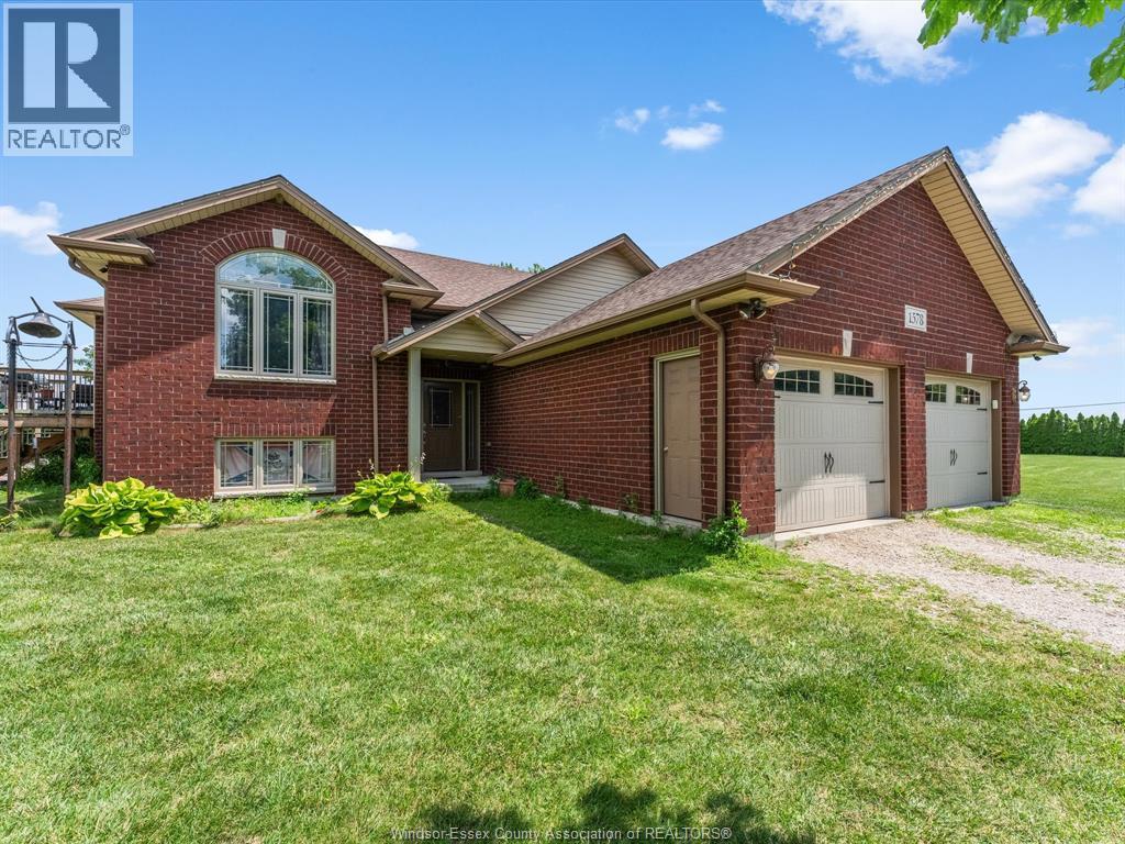 5-bedroom Single Family at 1578 Gore, Harrow — primary photograph