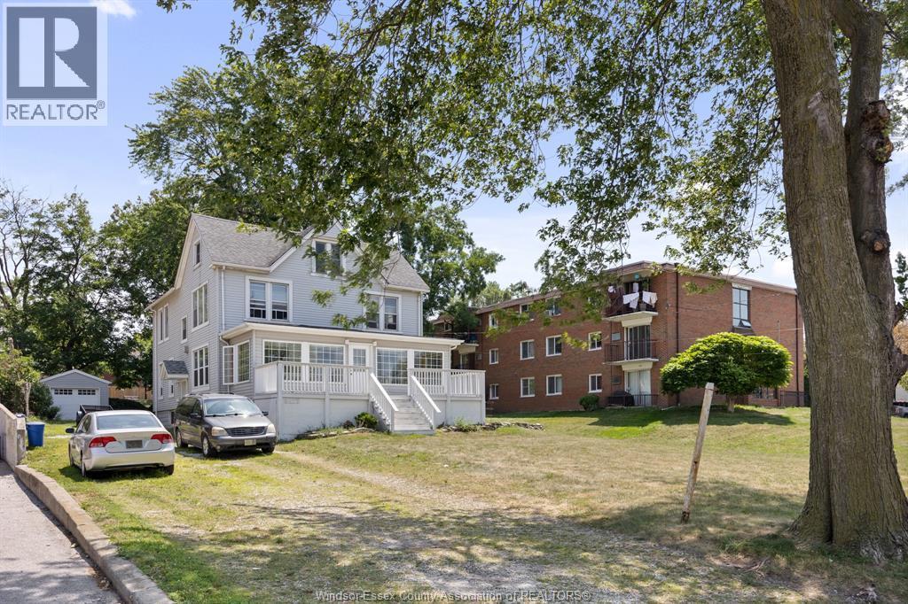 Single Family — 3177 Russell, Windsor, Ontario