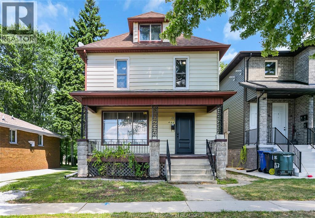 Single Family — 444 Crawford, Windsor, Ontario