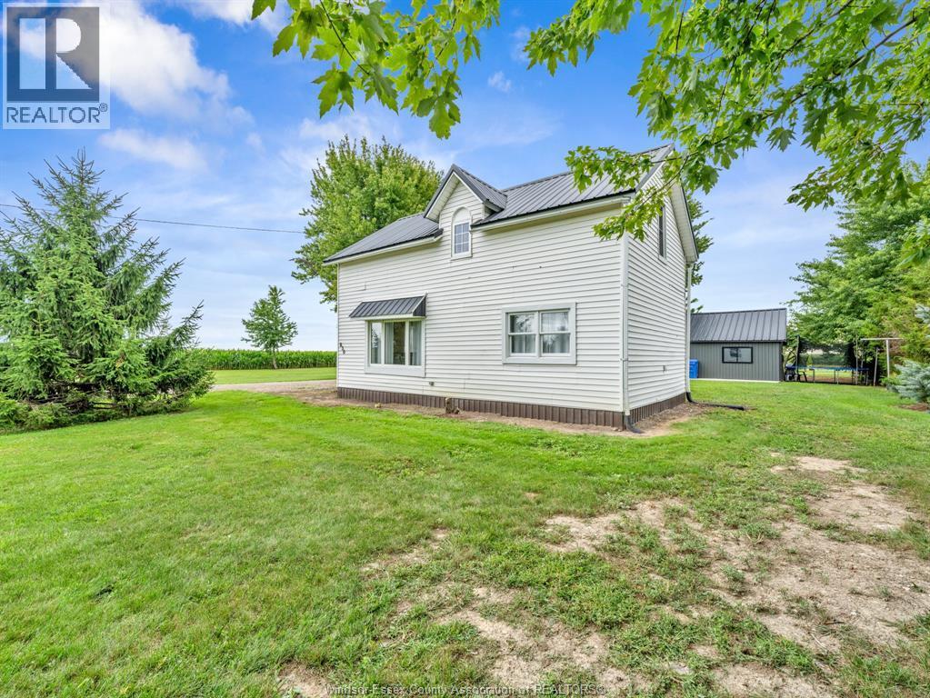 3-bedroom Single Family at 830 Mersea Road 10, Leamington — primary photograph