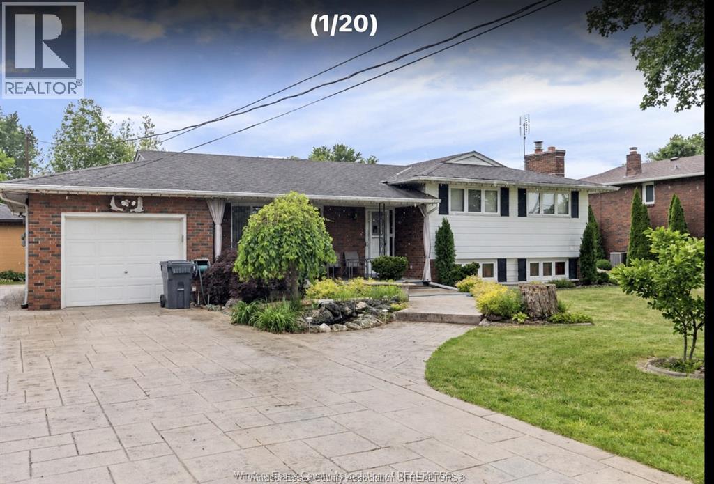 3-bedroom Single Family at 3325 Baseline Road, Windsor — photograph 2