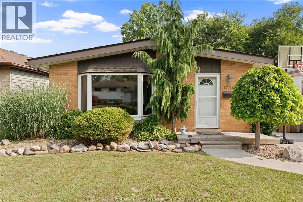 4-bedroom Single Family at 1714 Sun Valley Drive, Windsor — primary photograph