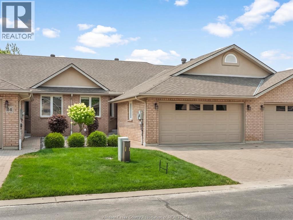 3-bedroom Single Family at 85 Crosswinds Boulevard #5, Kingsville — photograph 3