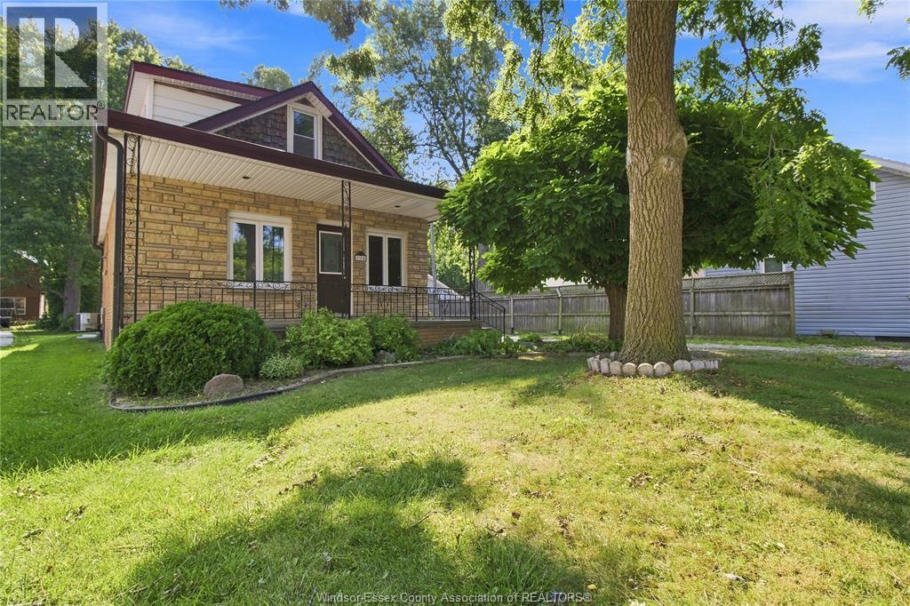 Single Family — 134 Alexander Avenue, Lakeshore, Ontario