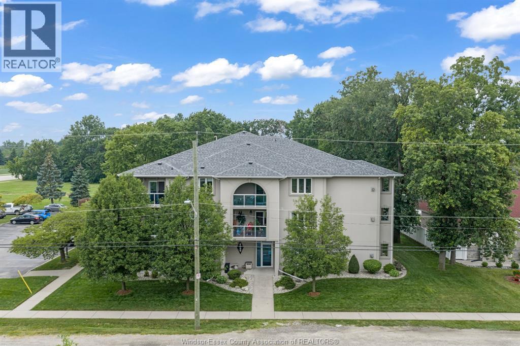 Single Family — 4850 Grand Boulevard, Windsor, Ontario
